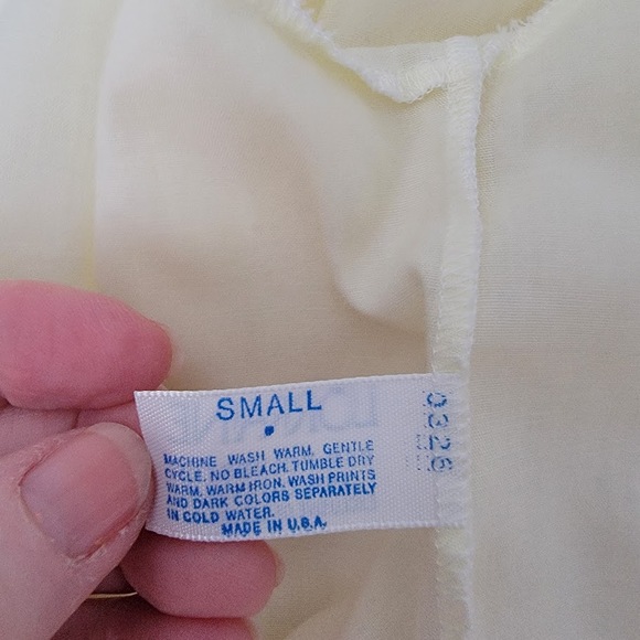 Vintage Lorraine Nightgown Robe Set Small Yellow Floral Embroidered Lace USA - Picture 9 of 10